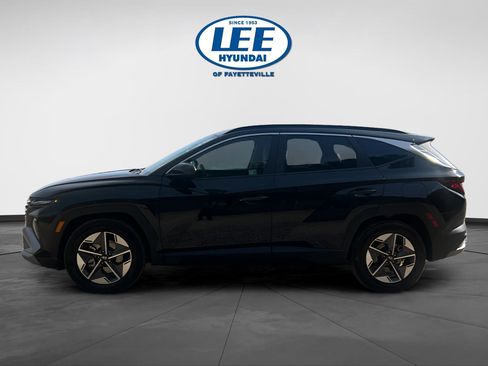 Certified 2025 Hyundai Tucson SEL FWD image 3