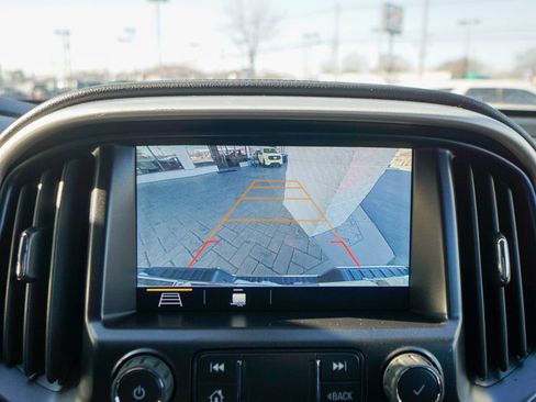 Used 2020 GMC Canyon SLE w/ Elevation Edition image 21