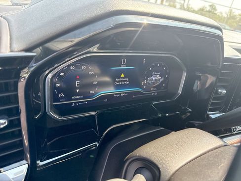 Certified 2024 Chevrolet Silverado 2500 LT w/ Convenience Package image 15