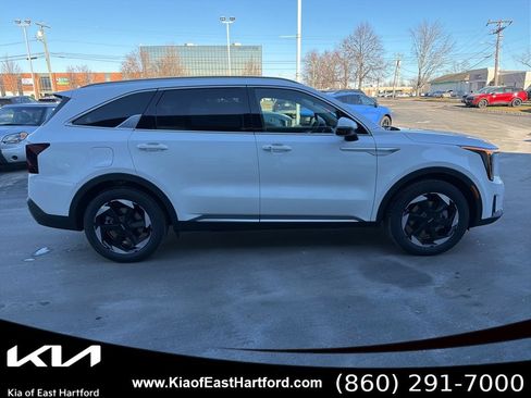 New 2026 Kia Sorento EX AWD/4WD image 5