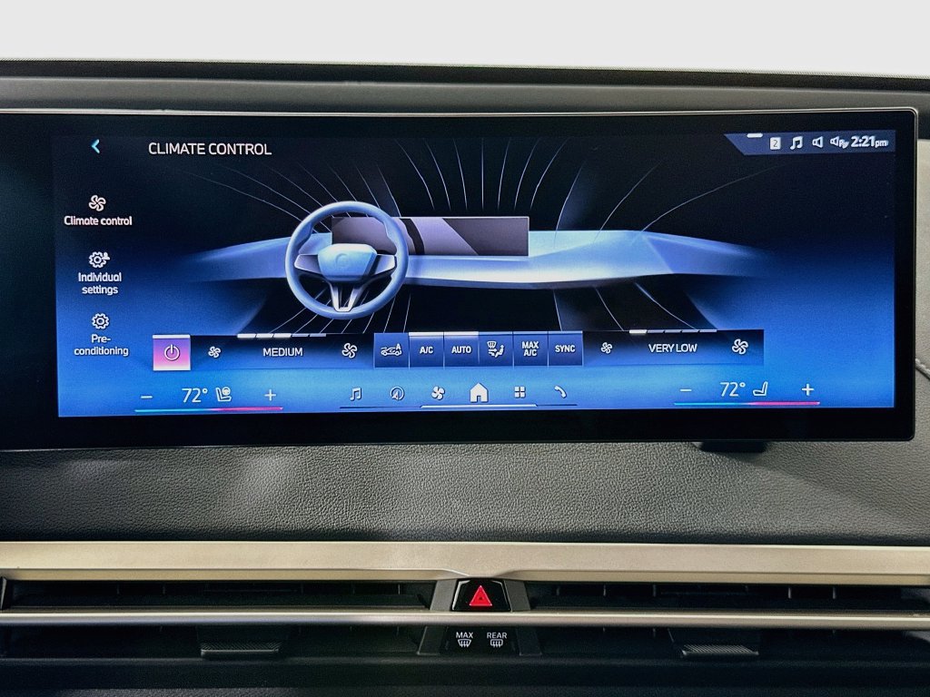 Certified 2024 BMW iX xDrive50 w/ Premium Package AWD/4WD image 16