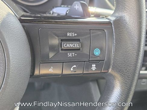 Used 2023 Nissan Rogue SV AWD/4WD image 24