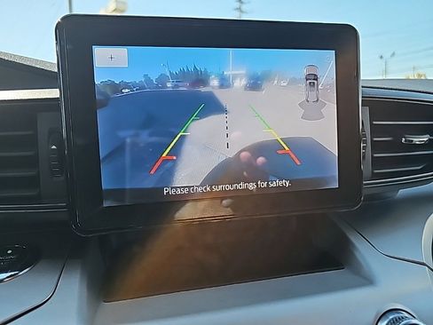 Used 2020 Ford Explorer XLT w/ Comfort Package image 34