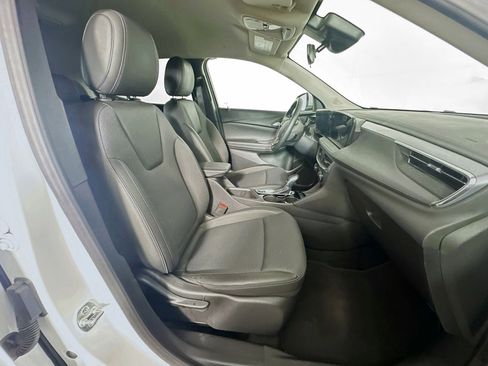 Used 2025 Buick Encore GX Preferred image 30