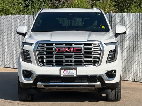 New 2026 GMC Yukon Denali w/ Advanced Technology Package AWD/4WD image 6