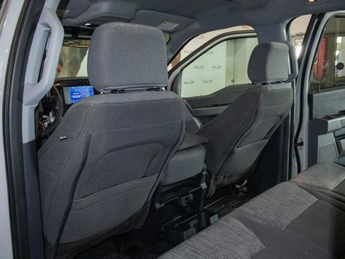 Used 2023 Ford F150 XLT RWD image 9
