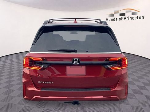 New 2026 Honda Odyssey EX-L image 3
