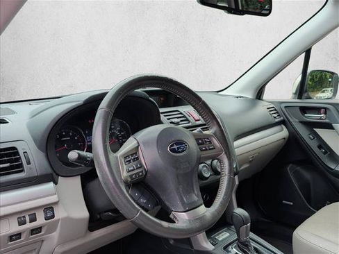 Used 2015 Subaru Forester 2.5i Touring w/ Eyesight & Navigation System AWD/4WD image 9