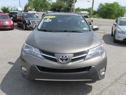 Used 2013 Toyota RAV4 XLE AWD/4WD image 2