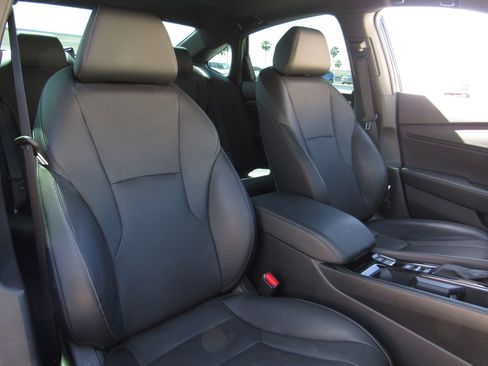 Used 2025 Honda Accord Sport image 11