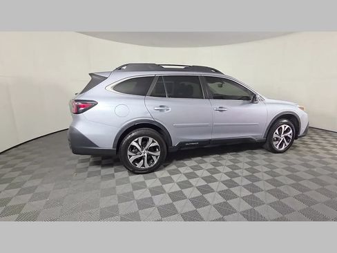 Used 2022 Subaru Outback Limited AWD/4WD image 38