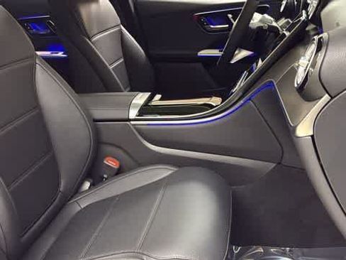 Certified 2026 Mercedes-Benz GLC 300 4MATIC image 36