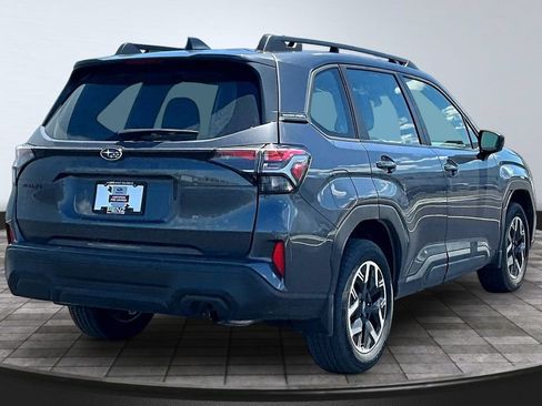 Used 2025 Subaru Forester AWD/4WD image 6