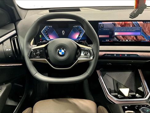 Used 2025 BMW X3 xDrive30i w/ Premium Package image 7