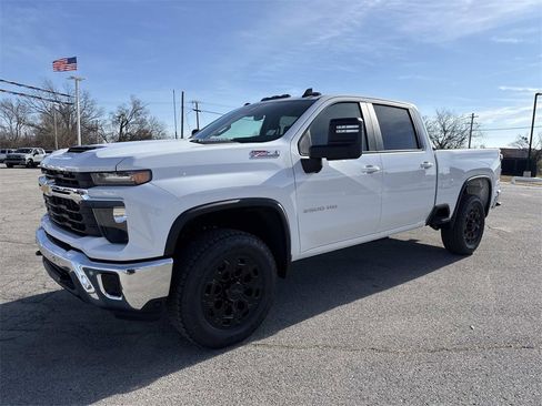 New 2026 Chevrolet Silverado 2500 LT w/ Safety Package image 2