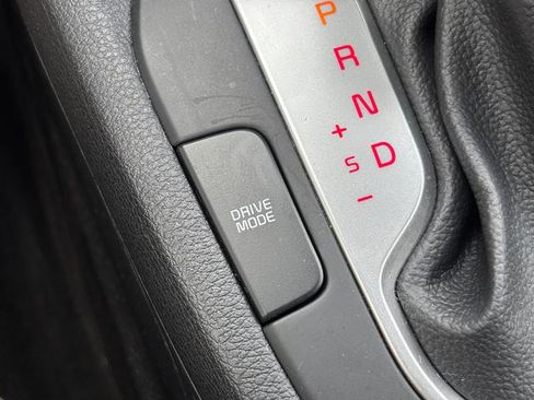 Certified 2024 Kia Forte LXS image 30