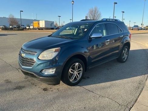 Used 2016 Chevrolet Equinox LTZ w/ Enhanced Convenience Package image 3