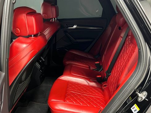 Used 2019 Audi SQ5 Premium Plus w/ Premium Plus Package image 31