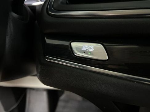 Certified 2023 Buick Enclave Essence AWD/4WD image 16