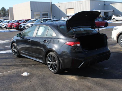 Used 2024 Toyota Corolla SE image 7