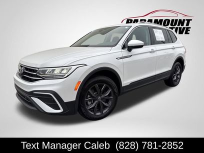 Certified 2023 Volkswagen Tiguan SE