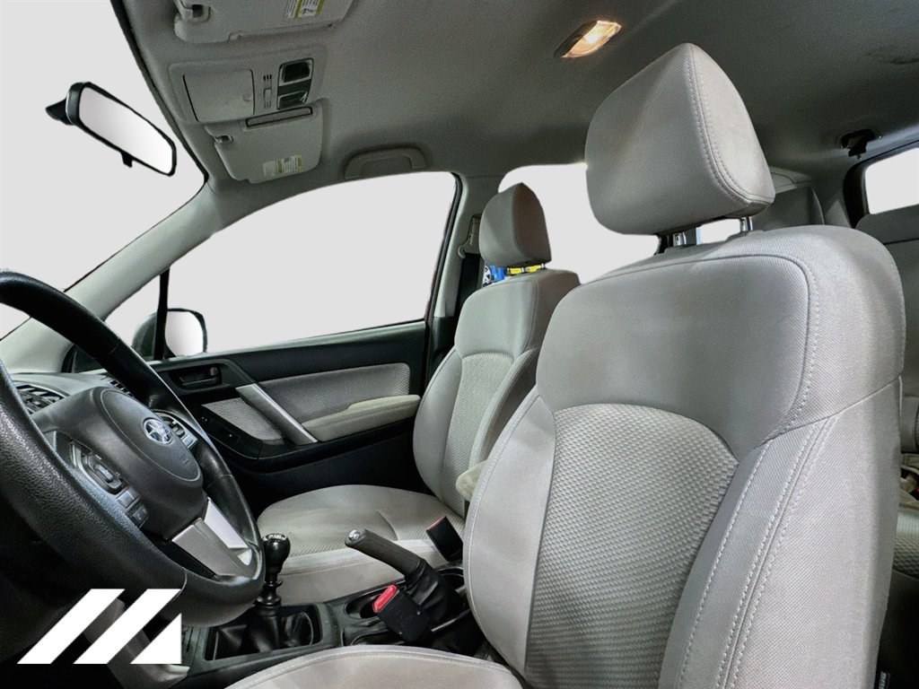 Used 2018 Subaru Forester 2.5i AWD/4WD image 21