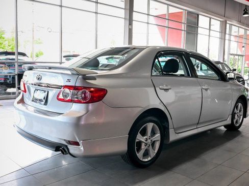 Used 2012 Toyota Corolla S FWD image 5