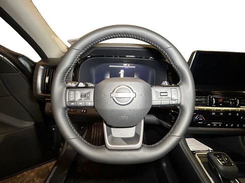 New 2026 Nissan Pathfinder Platinum w/ Accent Package image 12