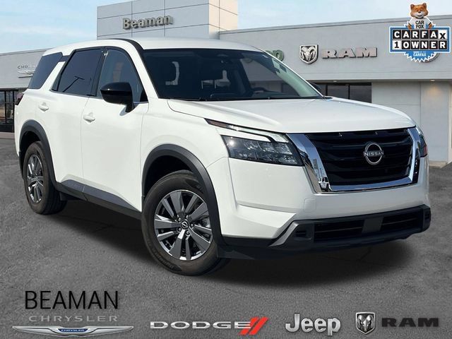 Used 2025 Nissan Pathfinder S FWD 360° Tour