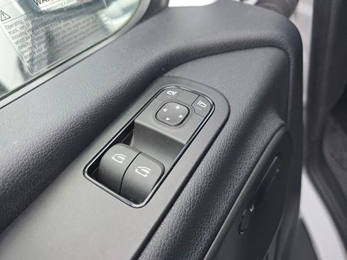 Used 2024 Mercedes-Benz Sprinter 2500 image 19