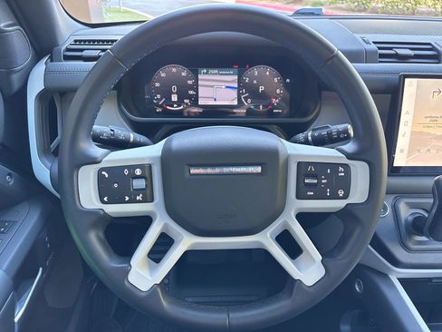 Certified 2025 Land Rover Defender 110 X-Dynamic SE image 16