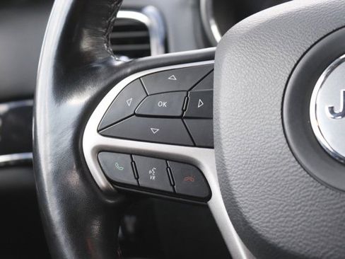 Used 2020 Jeep Grand Cherokee Overland image 22