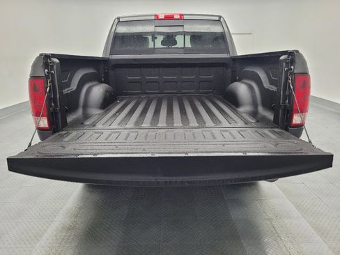 Used 2020 RAM 1500 Classic SLT w/ Luxury Group AWD/4WD image 29