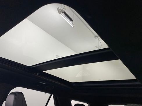 Used 2020 Ford Explorer Limited w/ Class III Trailer Tow Package image 29