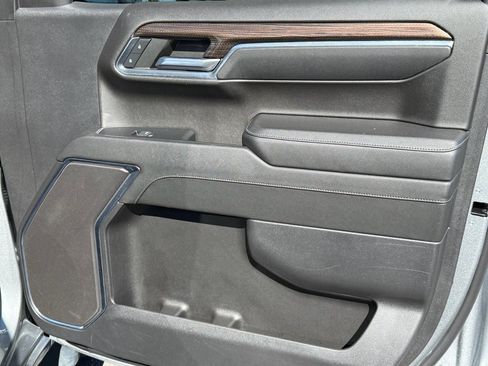 Used 2023 Chevrolet Silverado 1500 RST image 32