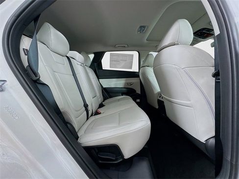 Certified 2025 Hyundai Tucson SEL image 42
