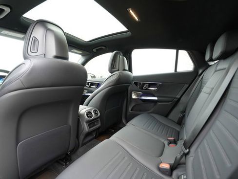 Certified 2025 Mercedes-Benz GLC 300 4MATIC image 43