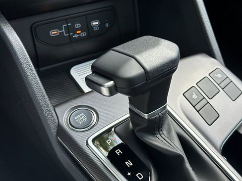 New 2026 Kia Sportage EX FWD image 19