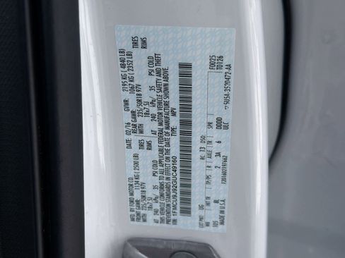 Used 2016 Ford Escape Titanium w/ Equipment Group 301A image 39