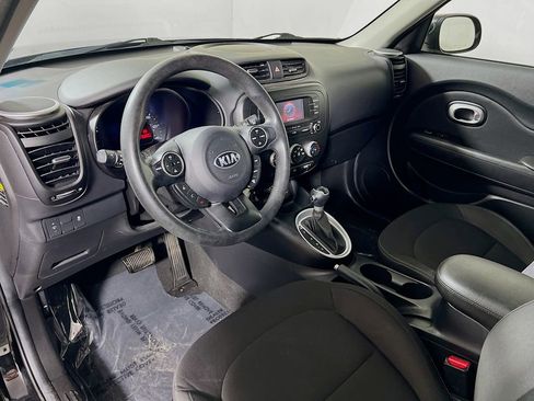 Used 2015 Kia Soul FWD image 10