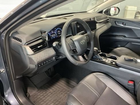 Used 2026 Toyota Camry XLE w/ Premium Plus Package AWD/4WD image 9