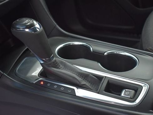 Certified 2020 Chevrolet Equinox LT FWD image 26