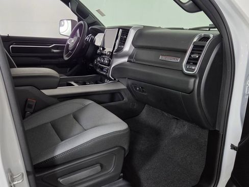 New 2026 RAM 1500 Big Horn AWD/4WD image 30