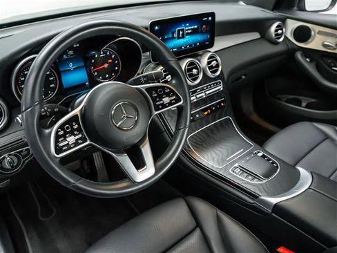 Used 2022 Mercedes-Benz GLC 300 image 14