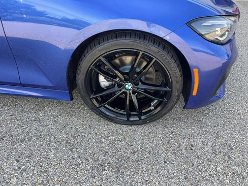 Used 2022 BMW 330i xDrive Sedan w/ M Sport Package image 7