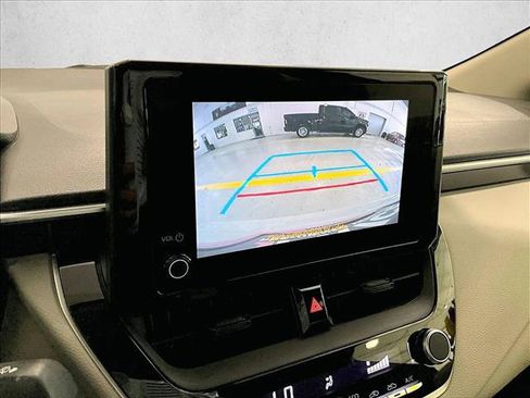 Used 2024 Toyota Corolla LE FWD image 23