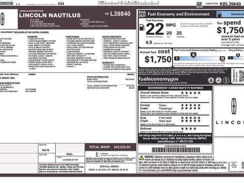 Used 2019 Lincoln Nautilus Premier AWD/4WD image 2