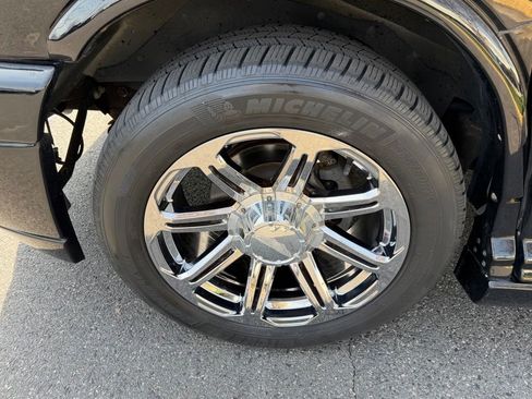 Used 2014 Chevrolet Express 2500 Extended image 12