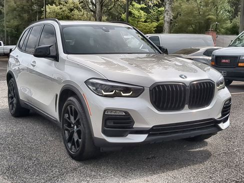 Used 2019 BMW X5 xDrive40i w/ Premium Package 2 AWD/4WD image 2
