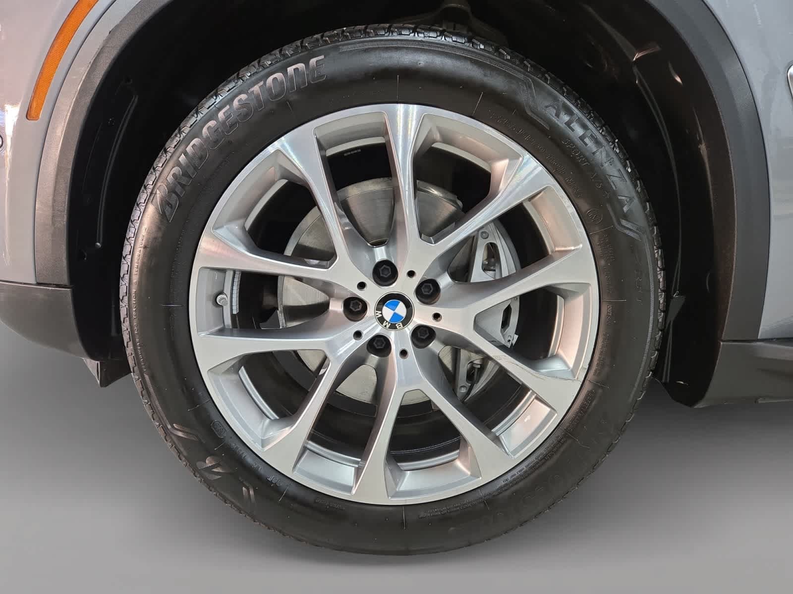 Used 2026 BMW X5 xDrive40i AWD/4WD image 9